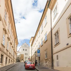 Apartment Thunovska 10, Prague