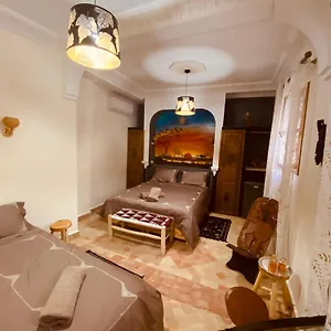 & Sous Le Soleil Chez Jerome Et Pamela Africaine , Marrakesh Marocco