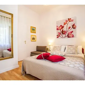Ivan Apartment Split
