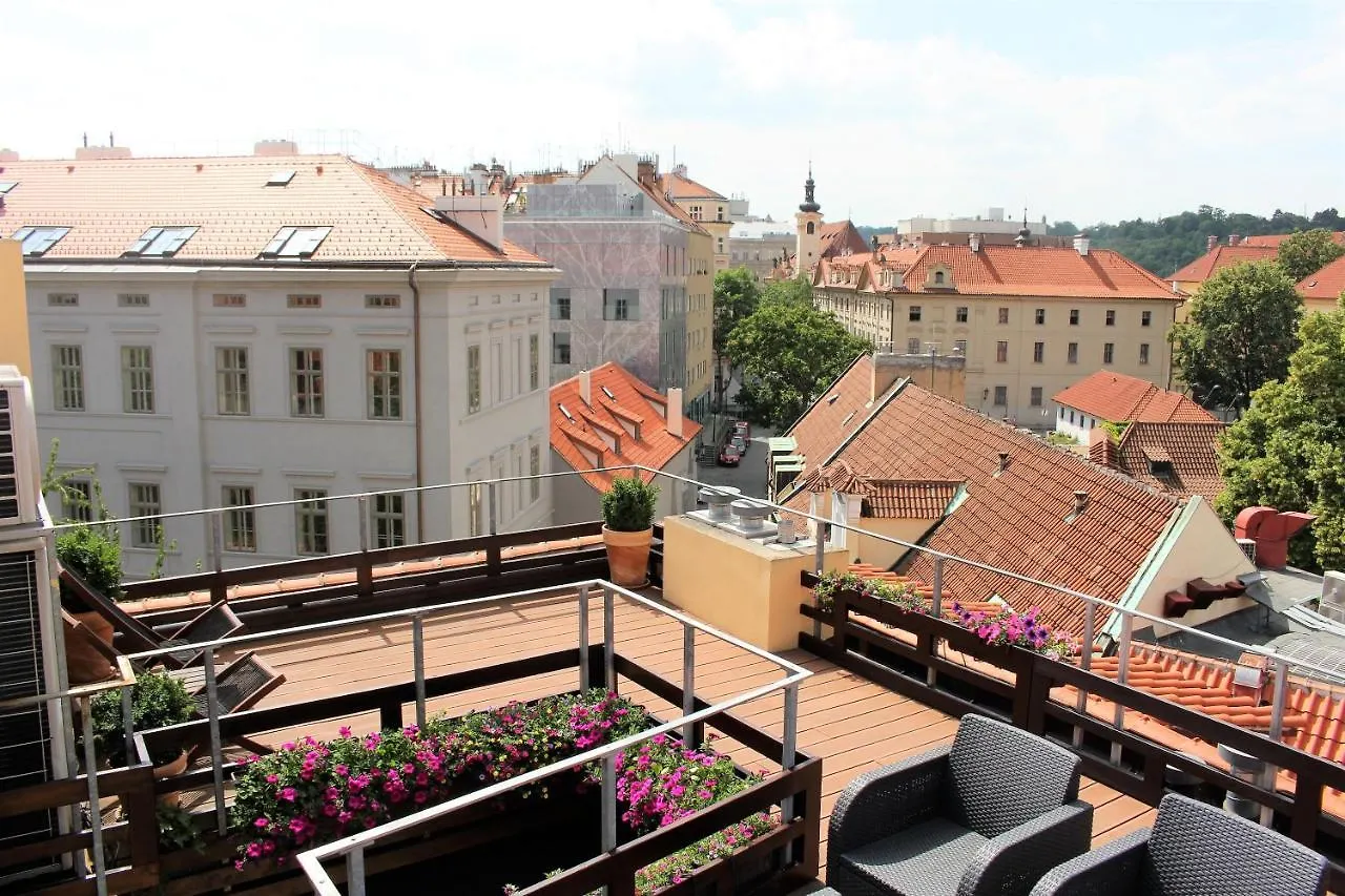 Agnes - Apartments Prague 0*,